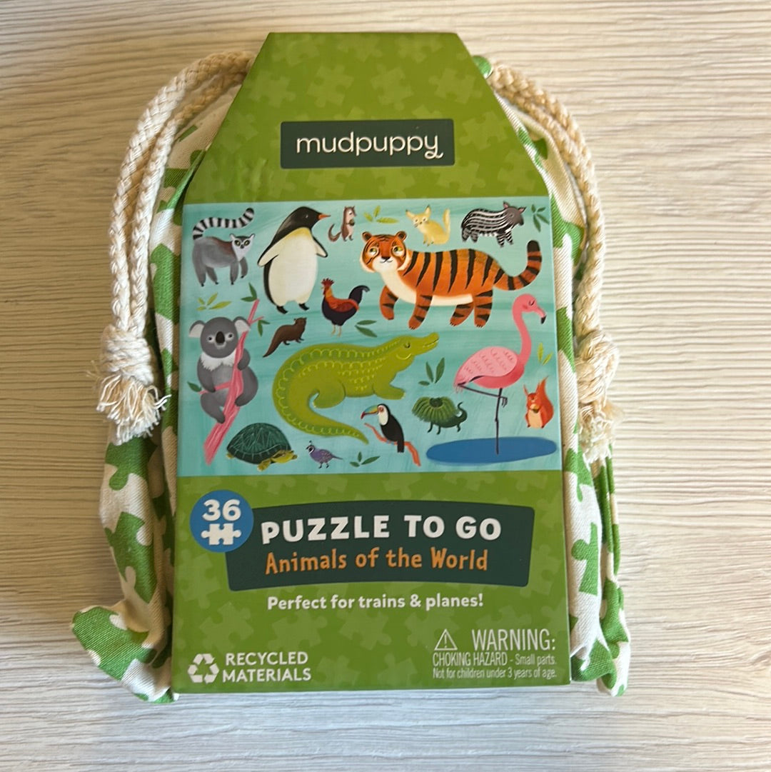 Mudpuppy Hot Dogs Puzzle to Go